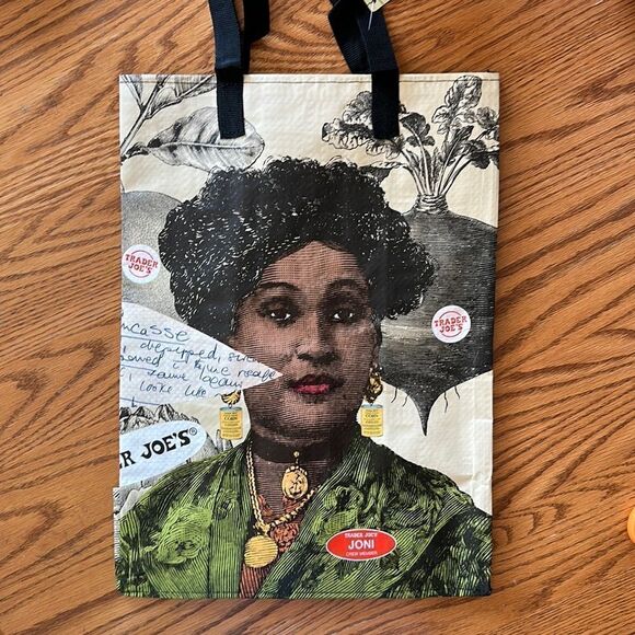 Trader Joe’s Plastic Reusable Shopping Tote Bag 6 Gallon Collectible Corn - Picture 1 of 15